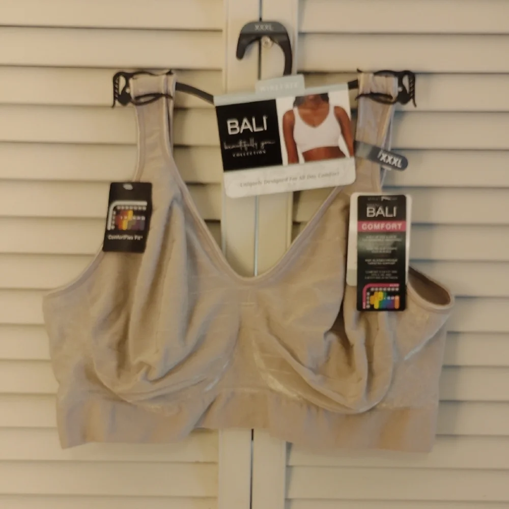 Bali Comfort Revolution Bra in Soft Tan - Picture 1 of 5